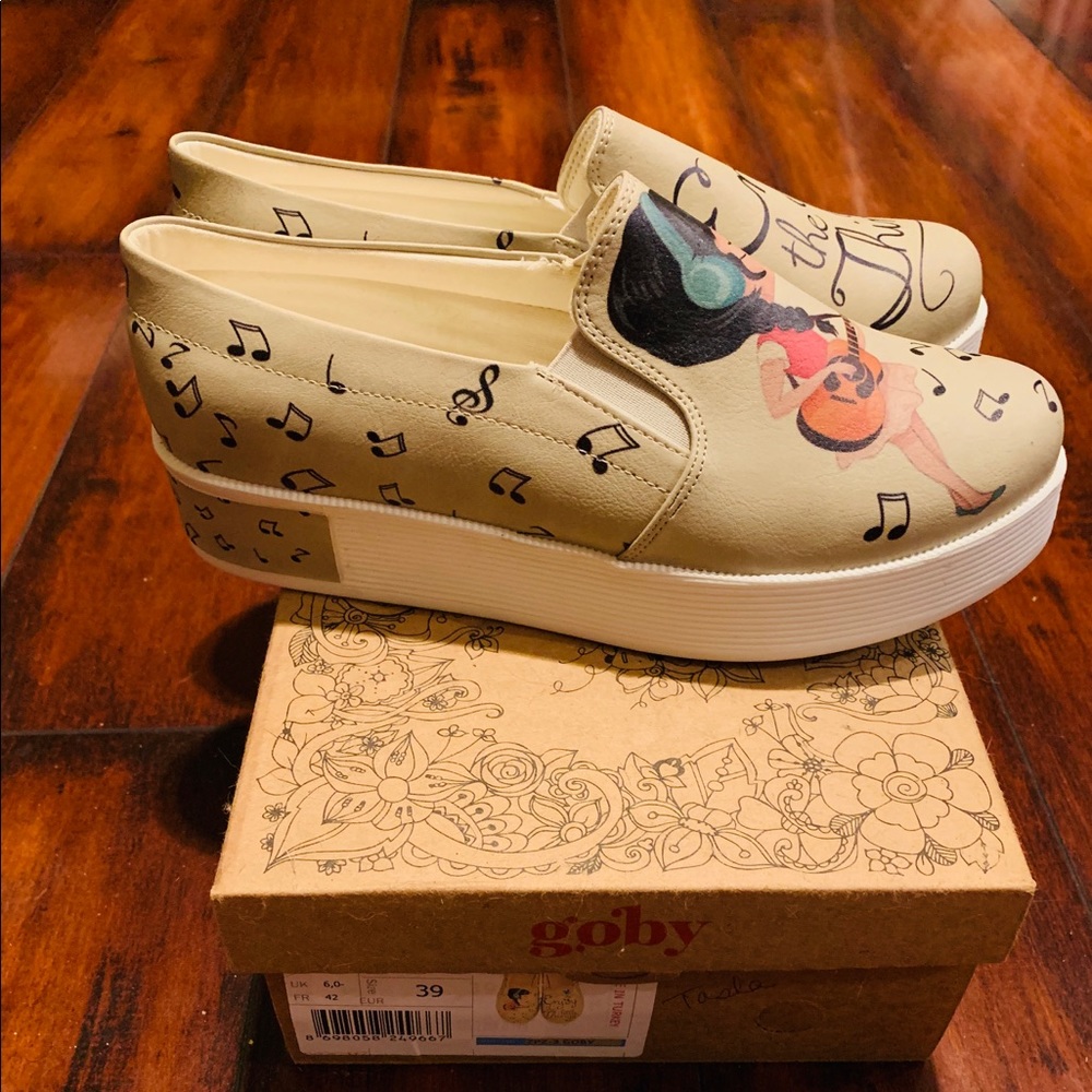 **Brand New** Goby Platform Shoe Size 39